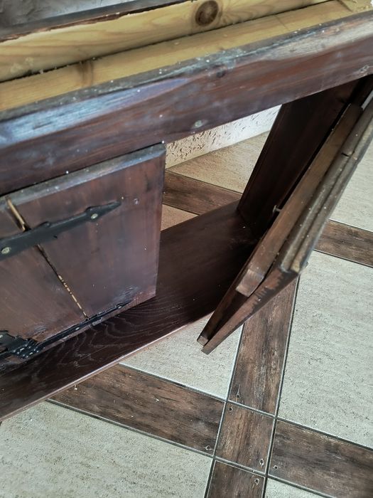 Okienko wewnętrzne drewniane z parapetem