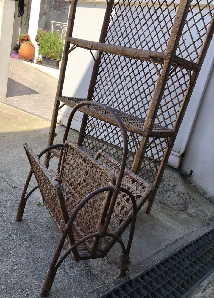 Conjunto de peças em palhinha