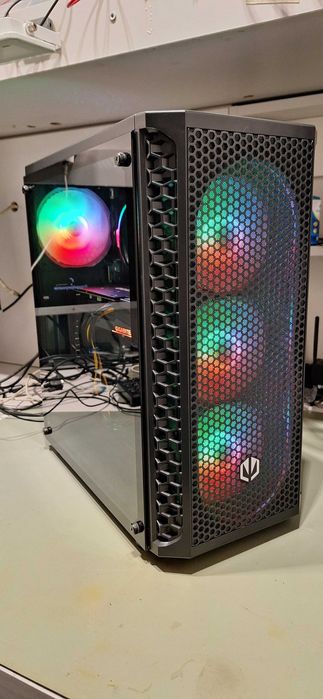 Komputer Gaming Ryzen 5-5600/16GB RAM/ RX 7600 8GB/1TB M2 SSD