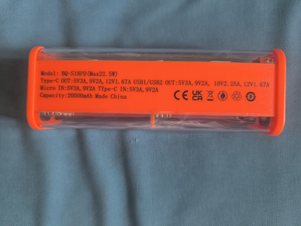 Корпус повербанка 8х18650 з ліхтарем LED, 22,5w швидка зарядка