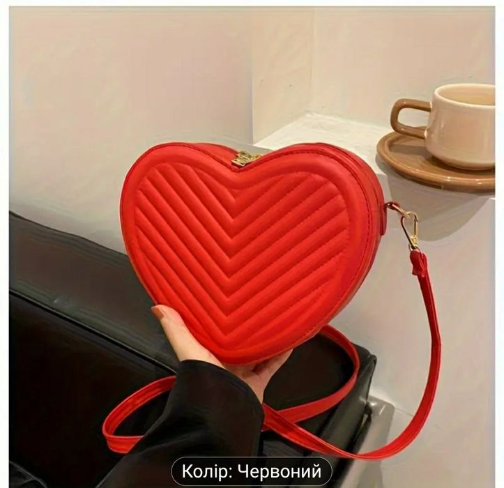 Сумка жіноча червона