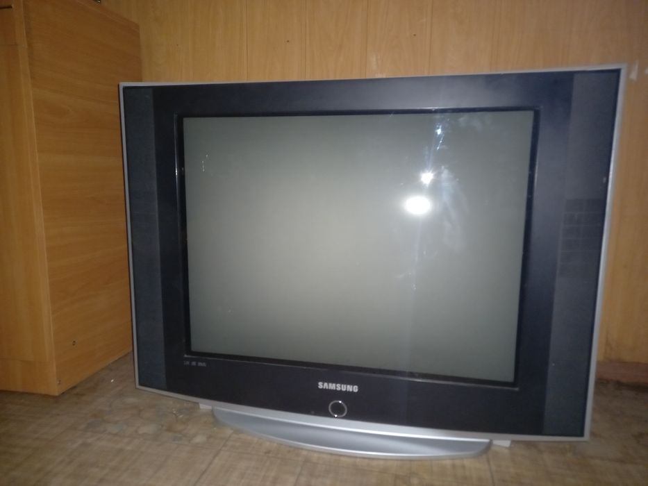 Продам телевізор