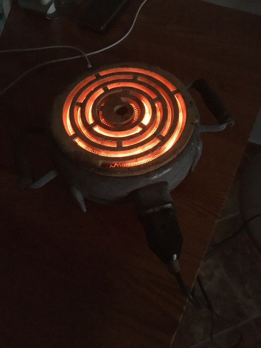 Kubek do gotowania wody turystyczny 230v  nie używany