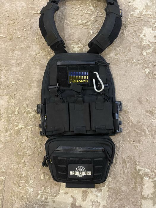 Продам плитоноску M-Tac Cuirass Elite Black