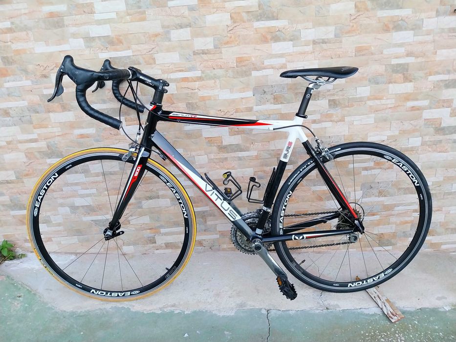Bicicleta de estrada vitus SVRS zeniun R