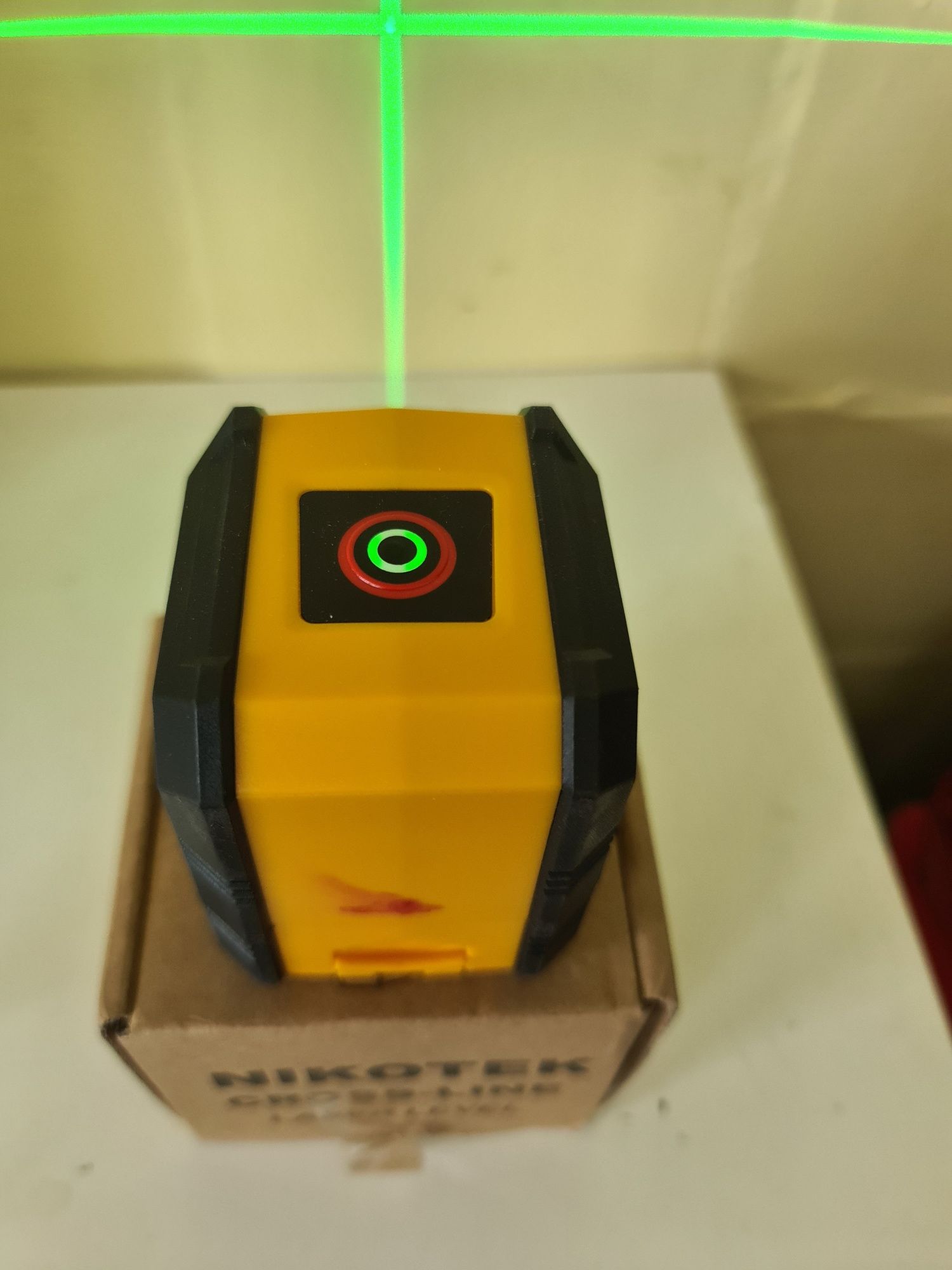 Poziomica laserowa (promień Laser)