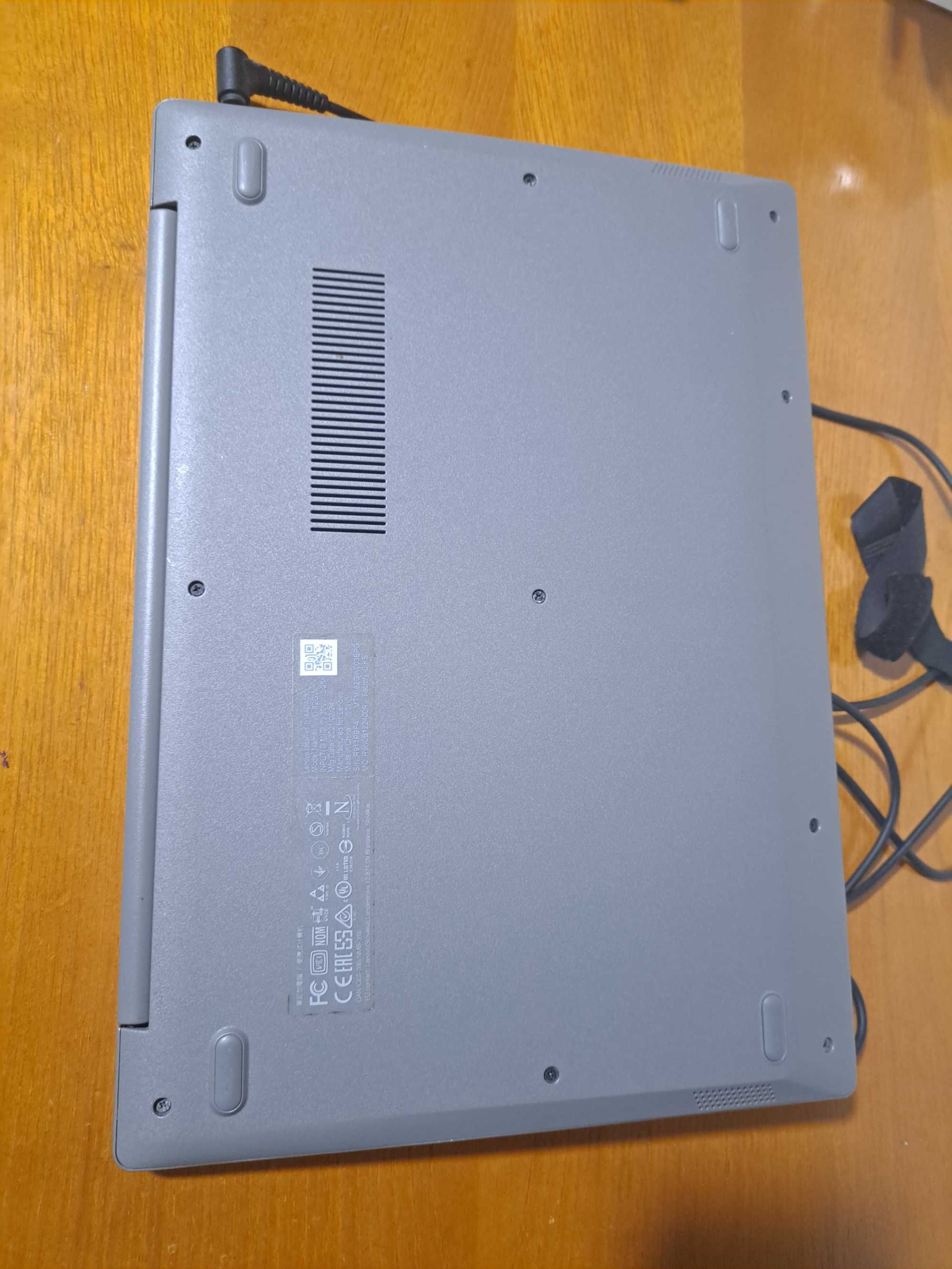 Portatil Novo com carregador Lenovo