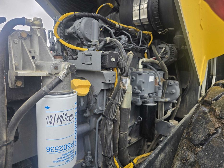 Walec drogowy BOMAG BW 213