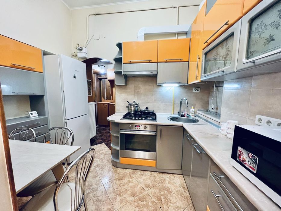 Оренда 2 кімнатної квартири вулиця Личаківська (Смольського)