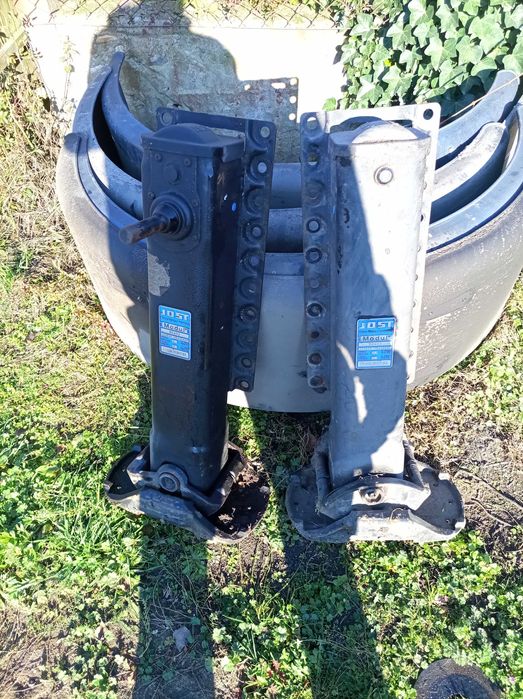 Stopy do naczepy Jost