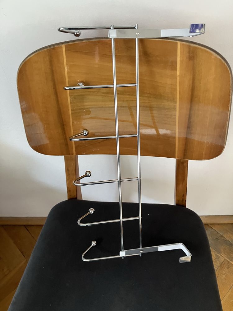 Wieszak metalowy czarny/aluminiowy na drzwi dl.46 cm