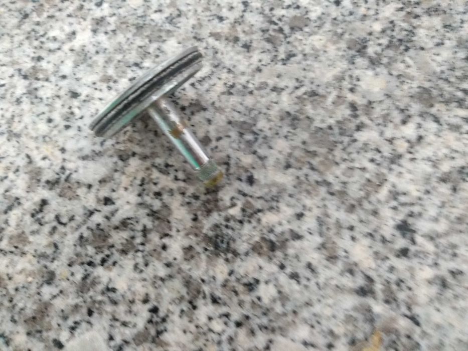 Tampa universal para lavatório