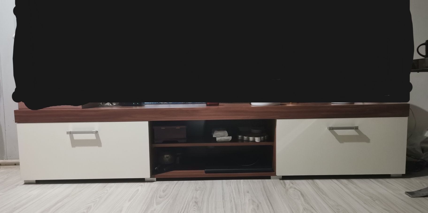 Szafka pod telewizor