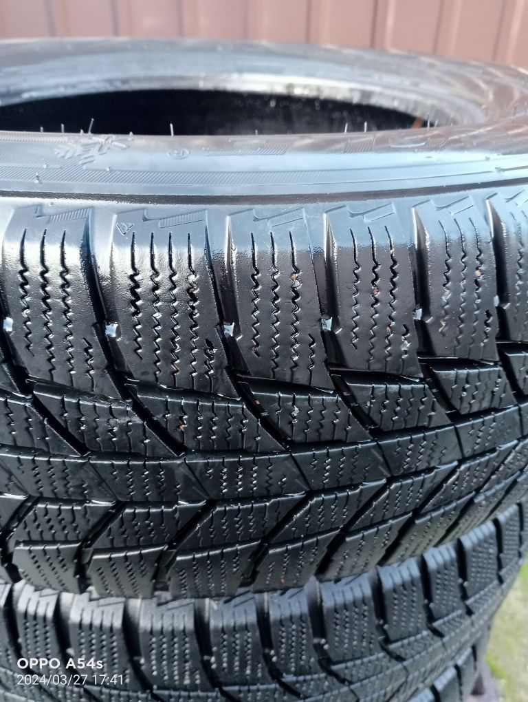 Зимова гума 185/70R14 92R