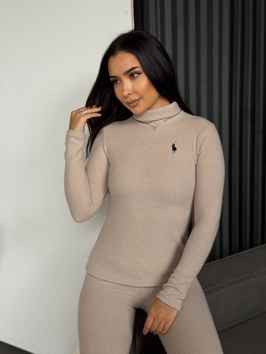 Костюм Жіночий Легінси+Гольф.     Istina