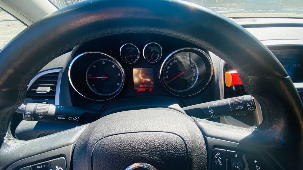 Opel Astra Sports Tourer - Impecavel