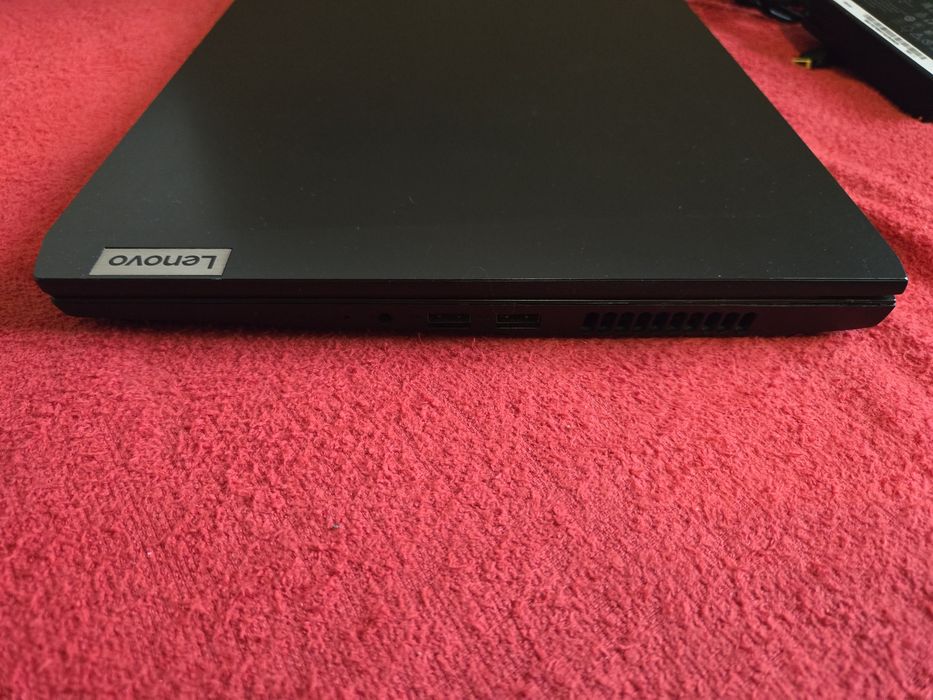 Срочно очень мощный игровой ноутбук 2 видеокарты Lenovo ideapad gaming