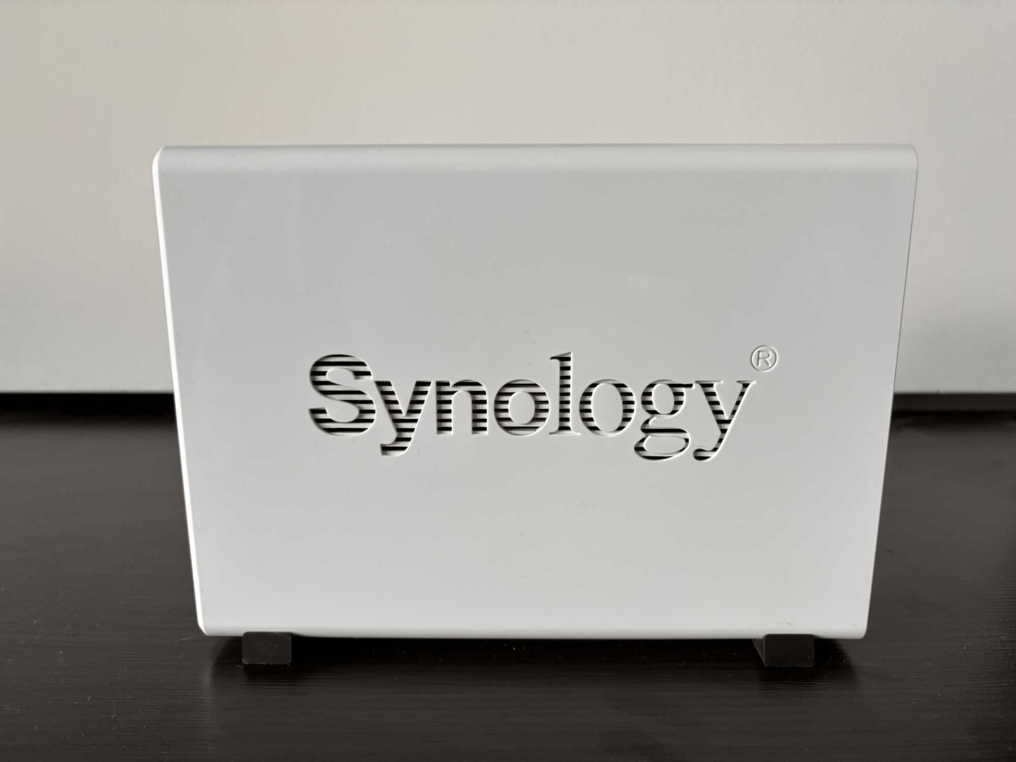 Serwer NAS: Synology DS115j + Dysk HDD 1TB WD Red