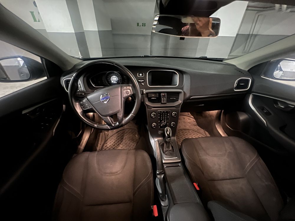 Volvo V40 D2 2.0 120cv