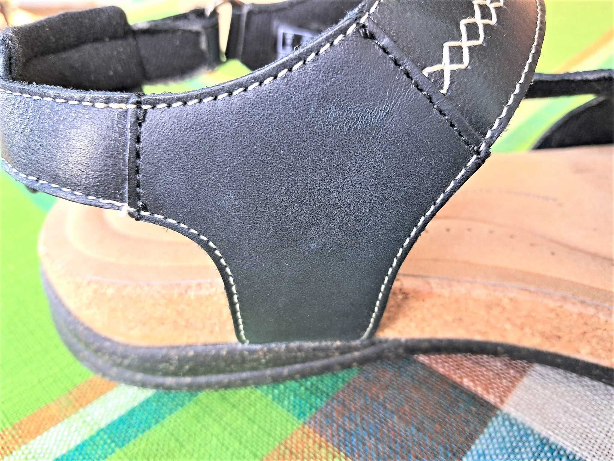 Skórzane sandały Clarks regulowane zapięcia r. 39-39,5 nowe