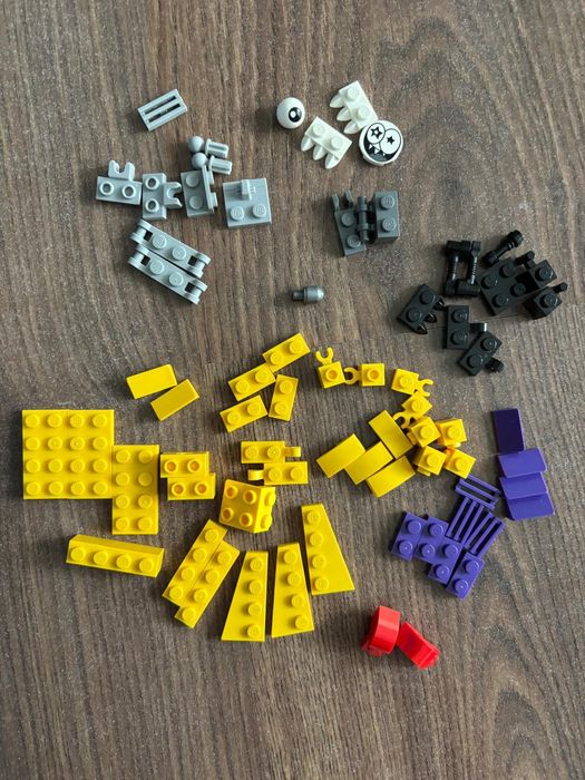 LEGO Mixels Jamzy # 41560
(Cartoon Network)
Idades 6+
70 peças