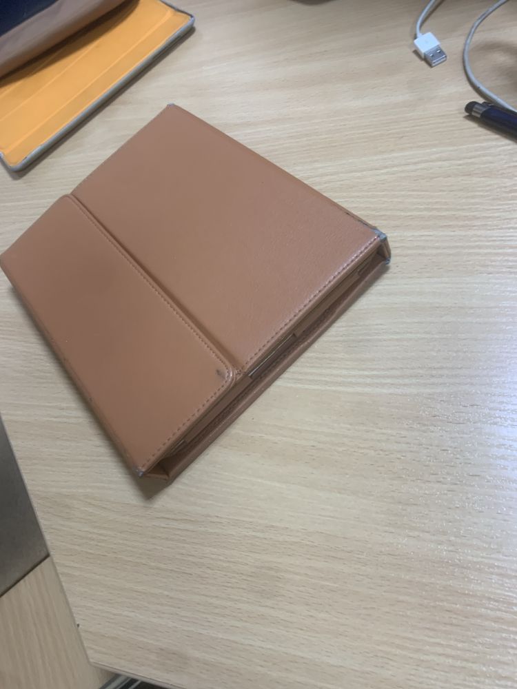Продам Apple iPad 2-64 3G