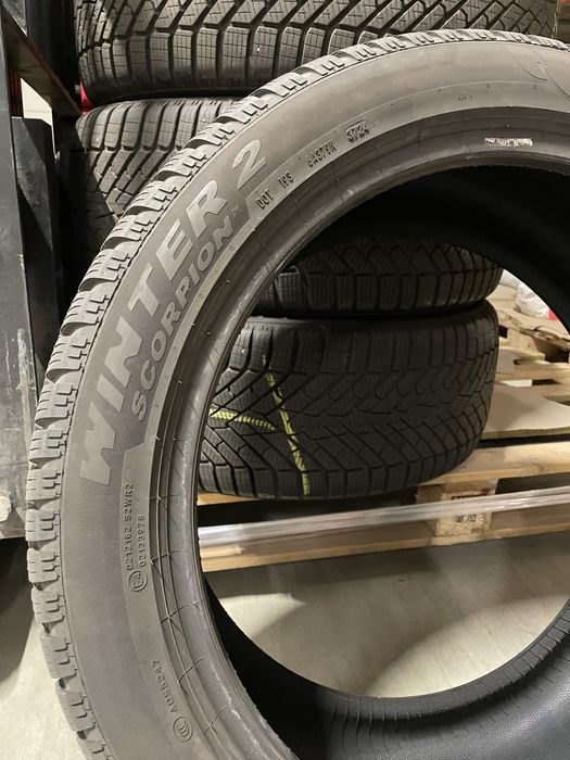Opony Pirelli Scorpion Winter 2 255/45 R20
