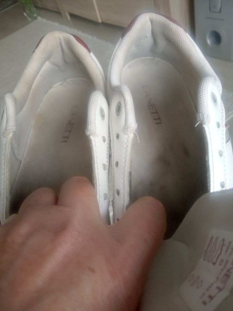 Sprzedam Adidasy męskie