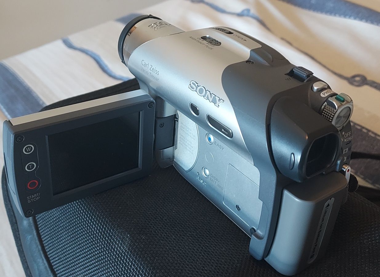 Sony Handycam DCR - DVD105