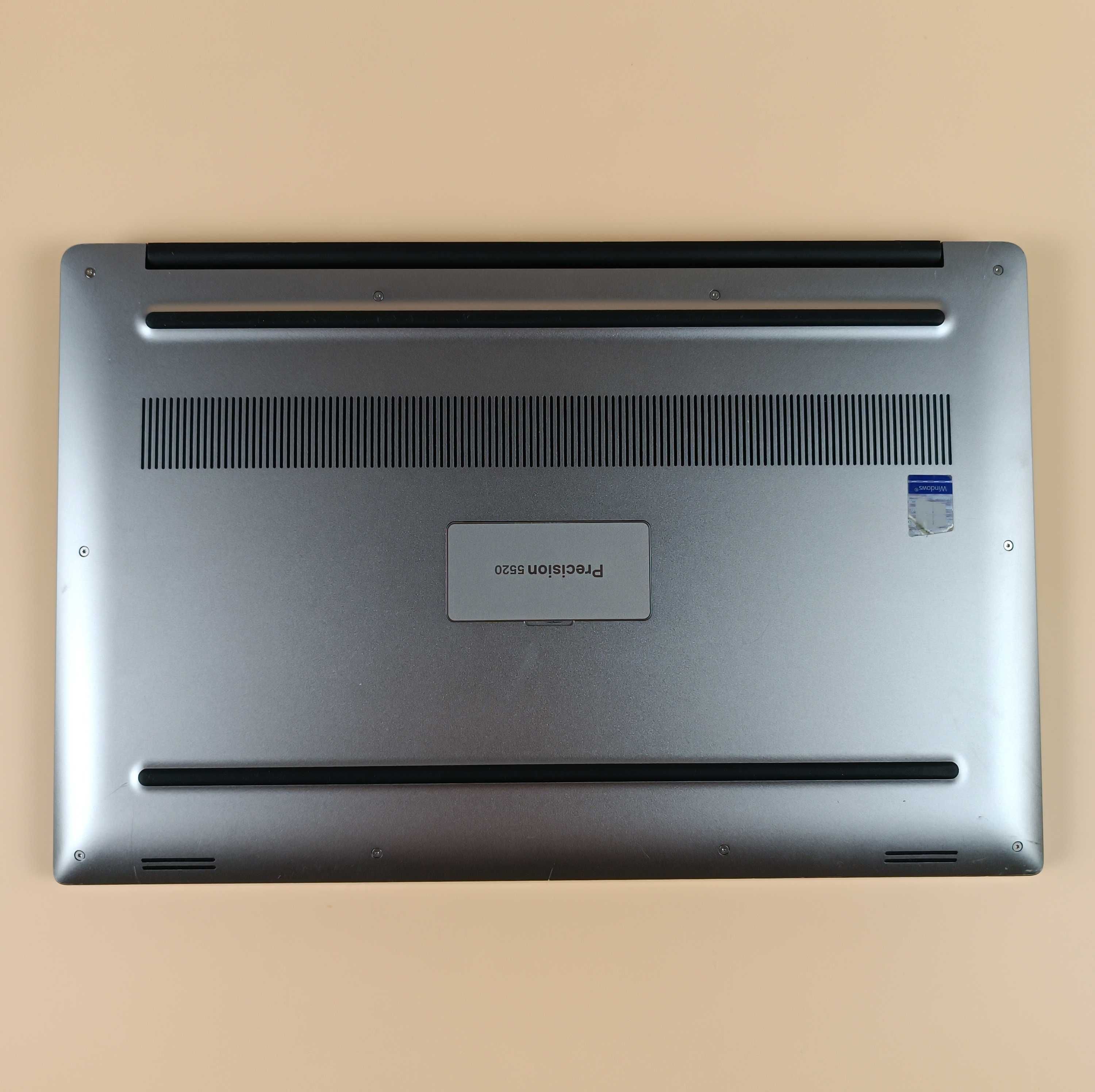 Dell Precision 5520 i5-7440HQ/8Гб/SSD 256Гб/15.6"/FHD IPS/АКБ 3г