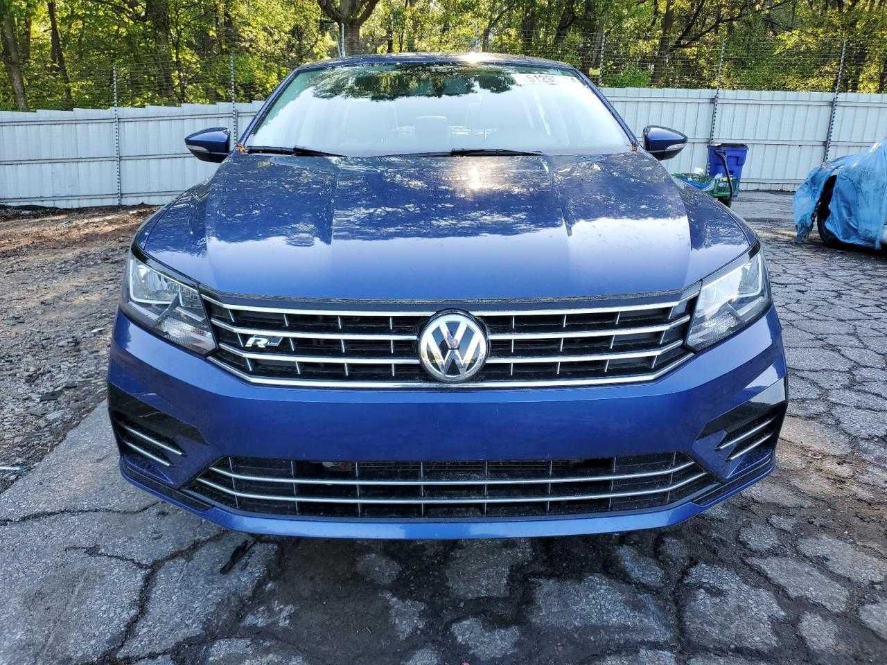 2017 Volkswagen passat r-line