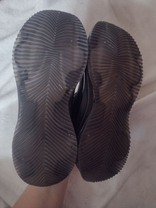 38р.\24,5см. Осінні кросівки на хлопчика підліткові