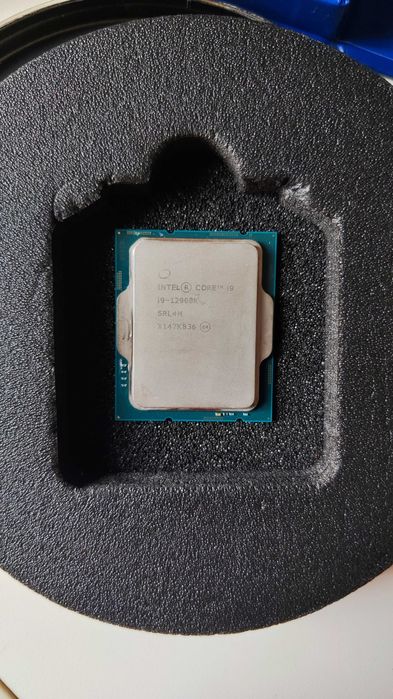 Intel 12th i9-12900K