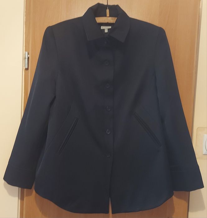 Czarny żakiet rozmiar 40