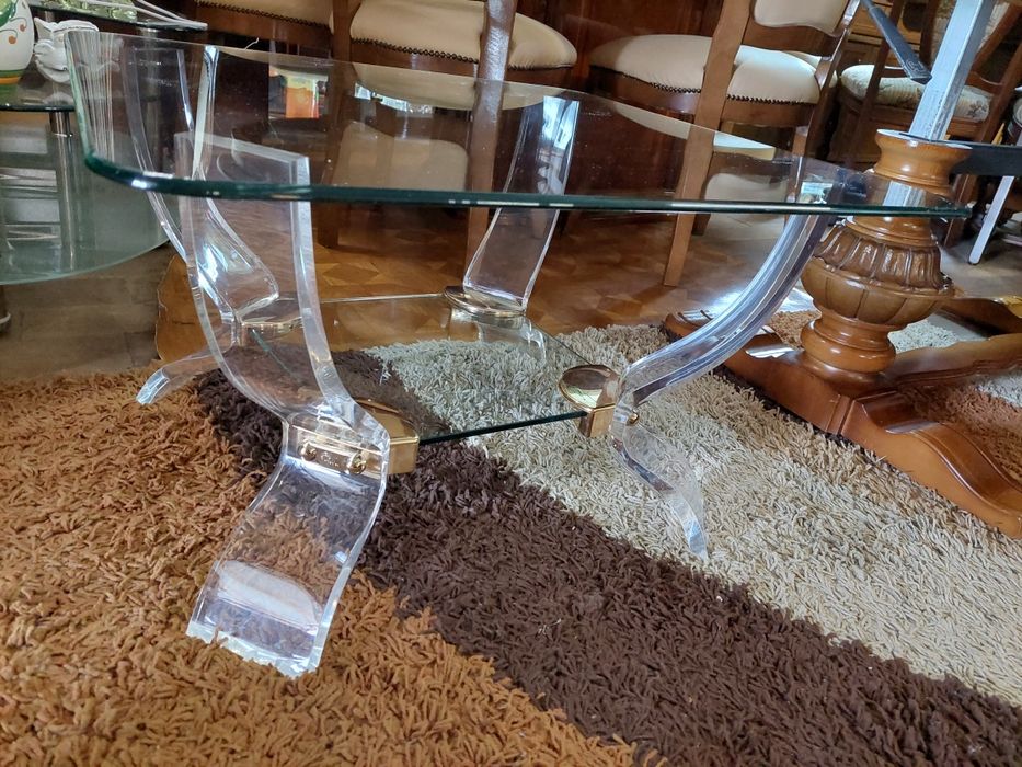 Stolik ze szkła i akrylu Curvasa Muebles Hiszpania