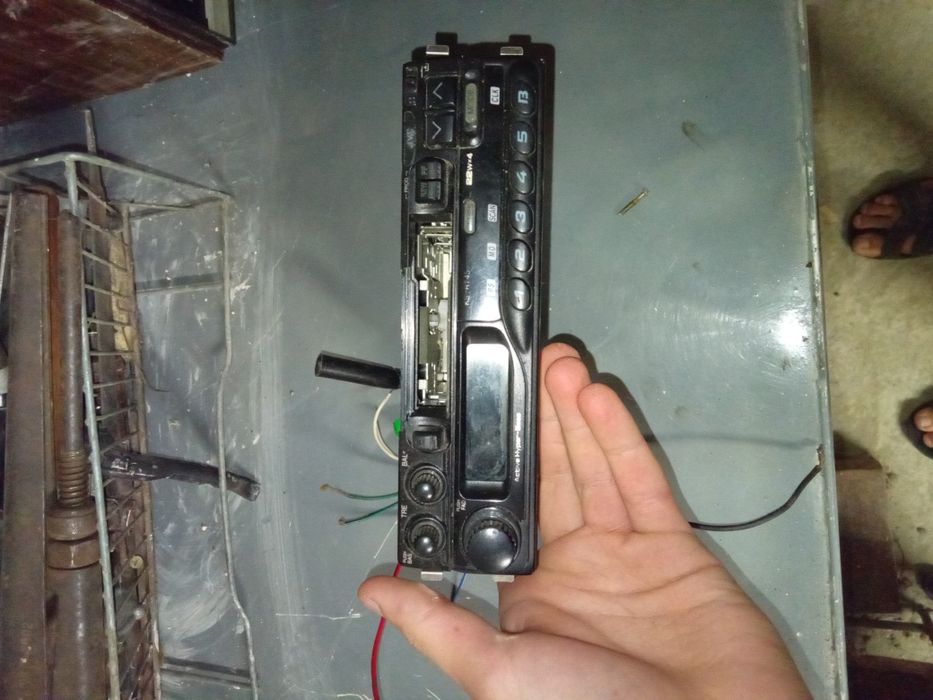Продам на запчастини магнітофон JVC