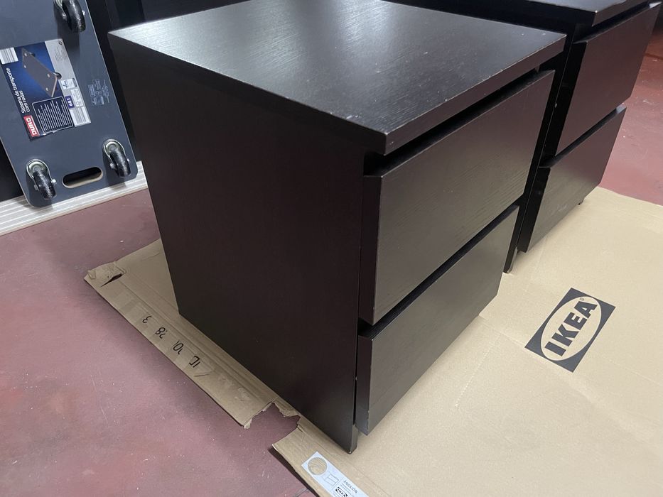 Ikea Malm mesa cabeceira