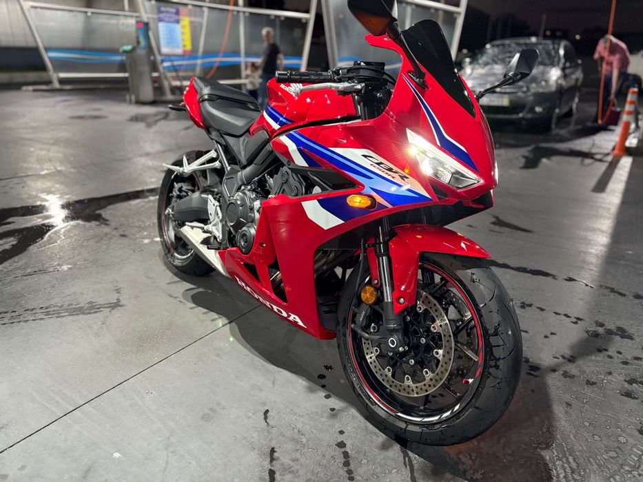 Honda CBR 650R limitação