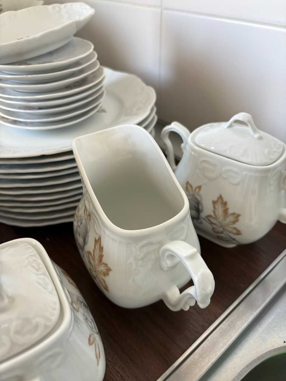 Conjunto de louça Vista Alegre