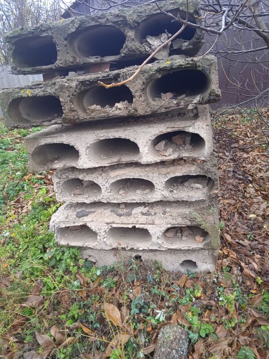 Продам плиты перекрытия. Б.у то.4м.