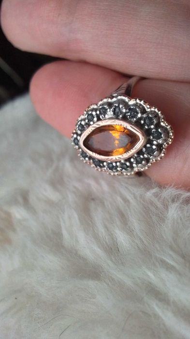 Anel de prata e ouro, vintage, com topázio