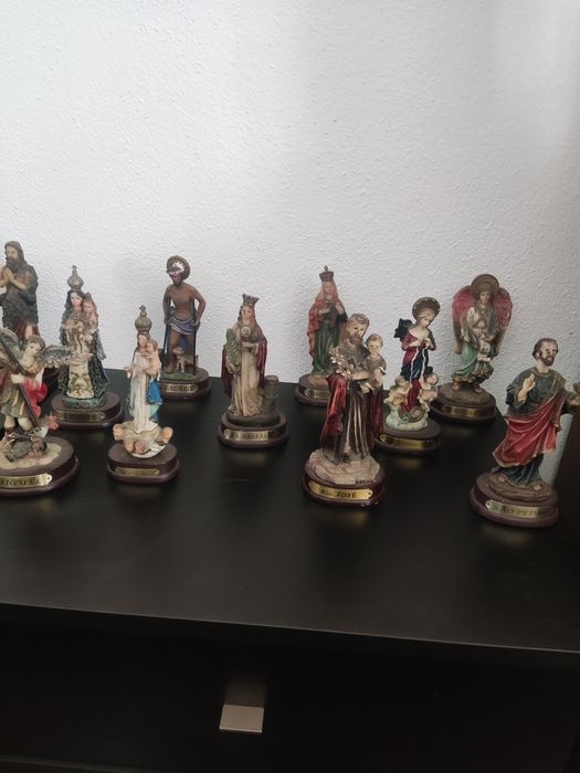 Diversas Figuras Santos