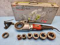 Gwintownica Ridgid 690 do rur do 2 cali