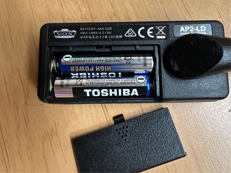 Продам мини усилитель для наушников Vox amPlug 2.