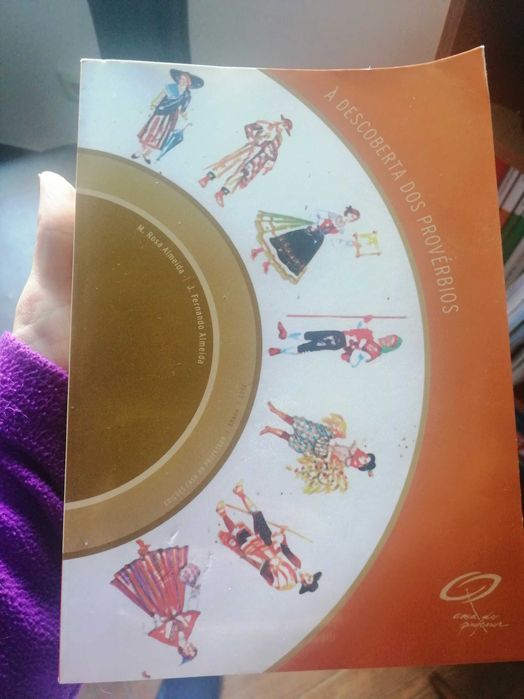 Vários livros diversas áreas