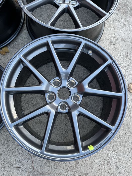 Оригінальні Диски R18 5x114,3 Tesla 3 Тесла Модел 3