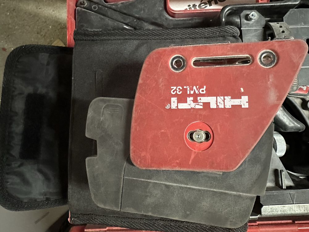 Laser hilti pml 32 , com caixa e completo