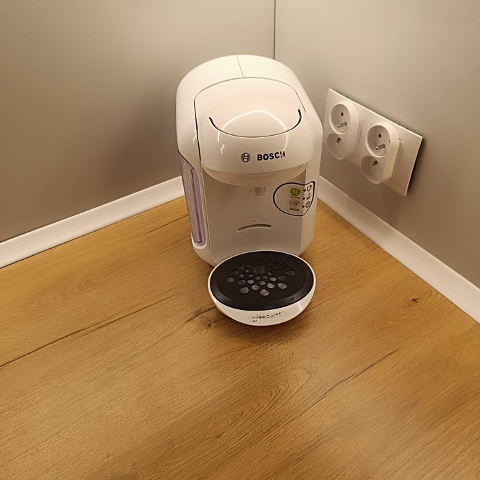 Ekspres do kawy na kapsułki Bosch biały