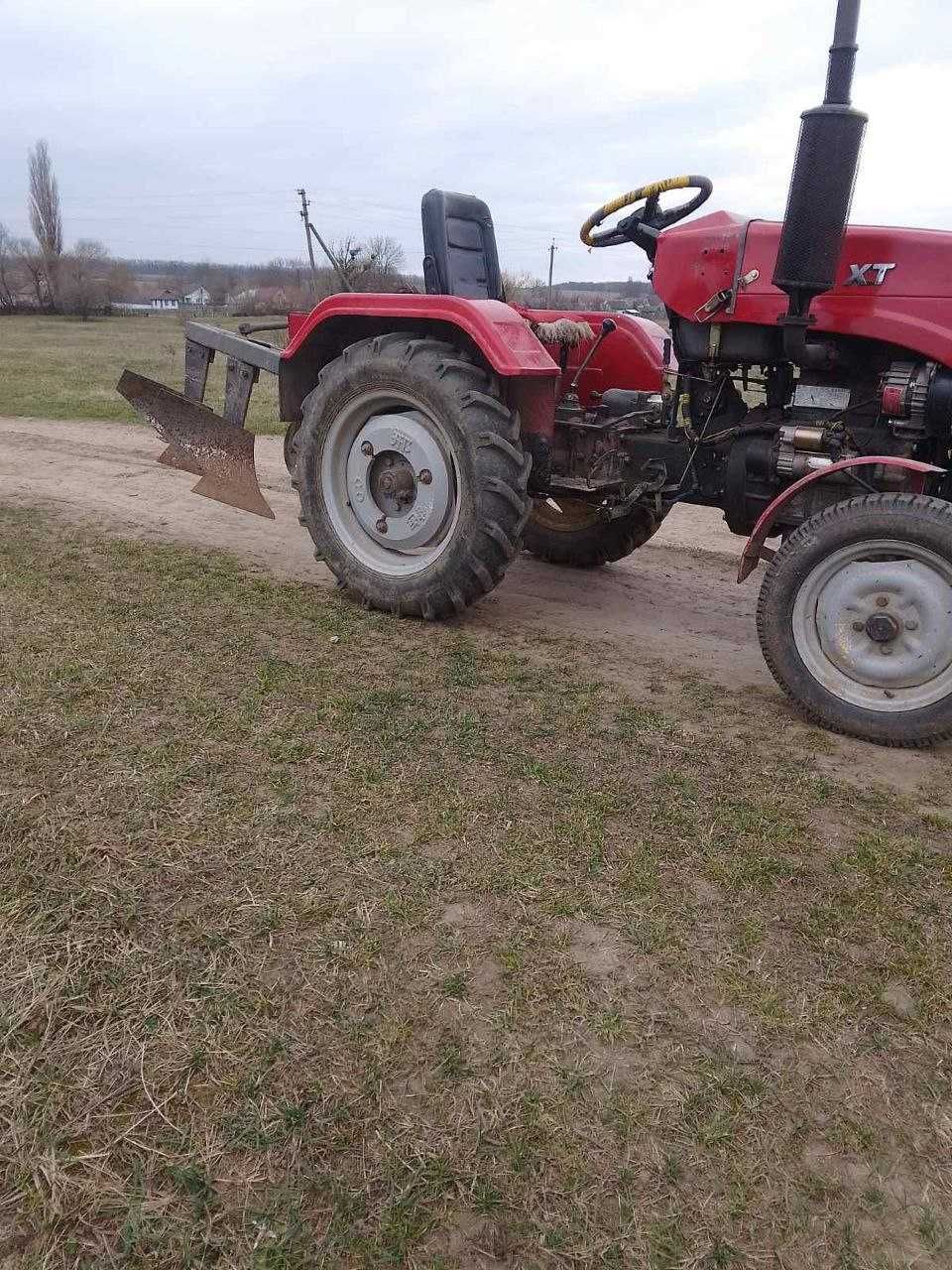 Трактор СІНТАЙ 220 2014 рік