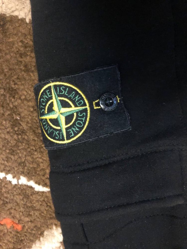 Шорти stone island